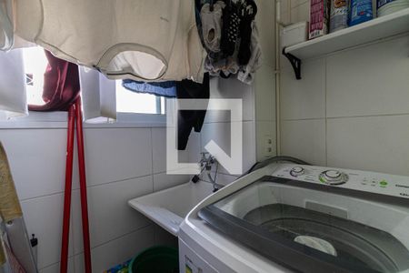 Sala/Cozinha/Área de Serviço  de apartamento para alugar com 2 quartos, 41m² em Itaquera, São Paulo