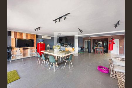 Casa à venda com 4 quartos, 420m² em Alphaville, Santana de Parnaíba