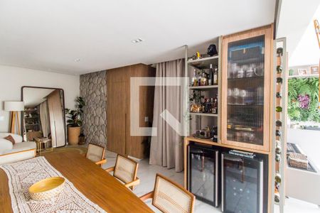 Sala de apartamento à venda com 2 quartos, 123m² em Alphaville Empresarial, Barueri