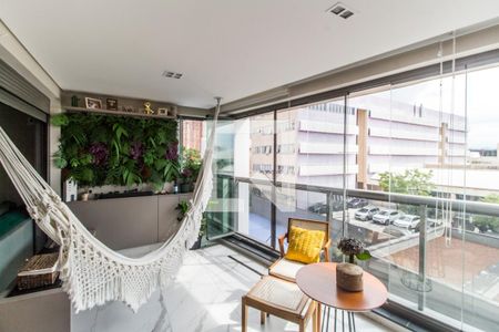 Varanda gourmet de apartamento à venda com 2 quartos, 123m² em Alphaville Empresarial, Barueri