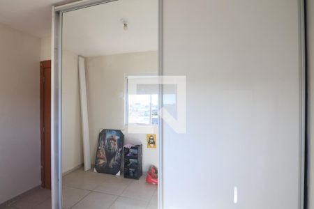 Quarto 2 de apartamento para alugar com 2 quartos, 51m² em Olaria, Canoas