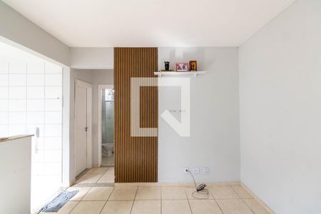 Sala de apartamento para alugar com 2 quartos, 44m² em Cosmos, Rio de Janeiro
