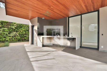 Casa à venda com 4 quartos, 537m² em Tamboré, Santana de Parnaíba