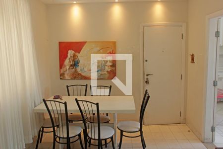 Sala de apartamento para alugar com 3 quartos, 90m² em Marapé, Santos