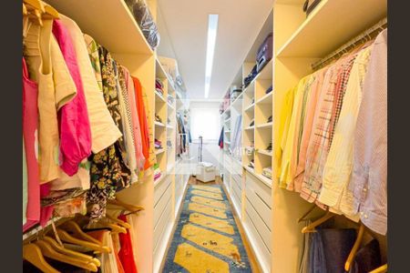 Casa à venda com 4 quartos, 585m² em Alphaville, Santana de Parnaíba