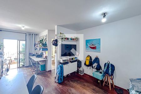 Sala de apartamento à venda com 3 quartos, 75m² em Vila Carrão, São Paulo