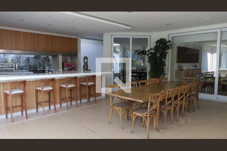 Casa à venda com 5 quartos, 1010m² em Alphaville, Santana de Parnaíba