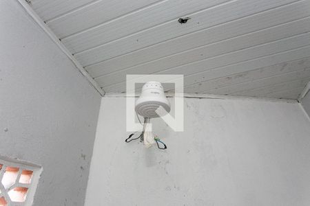 Banheiro de casa para alugar com 1 quarto, 45m² em Vila Antonina, São Paulo