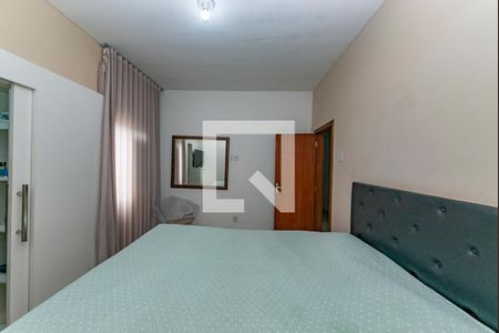 Suíte de casa à venda com 5 quartos, 220m² em Cinquentenario, Belo Horizonte