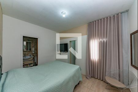 Suíte de casa à venda com 5 quartos, 220m² em Cinquentenario, Belo Horizonte