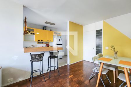 Sala de apartamento à venda com 3 quartos, 105m² em Laranjeiras, Rio de Janeiro