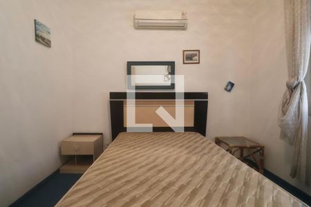 Quarto de apartamento para alugar com 2 quartos, 90m² em Barra Funda, Guarujá