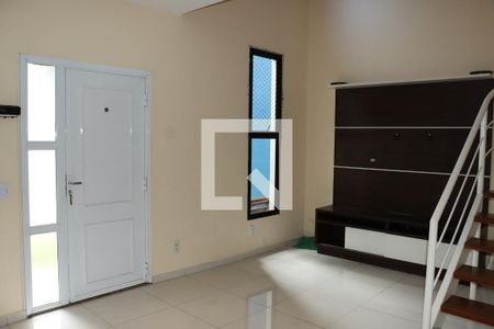 Casa de Condomínio para alugar com 3 quartos, 89m² em Granja Viana, Cotia