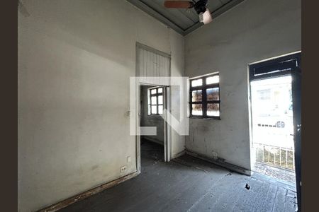 Sala de casa para alugar com 2 quartos, 180m² em Encantado, Rio de Janeiro