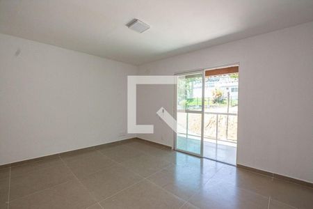 Casa à venda com 4 quartos, 480m² em Itaipu, Niterói