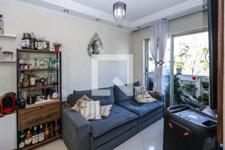 Sala de apartamento para alugar com 3 quartos, 55m² em Jardim Santa Emilia, São Paulo