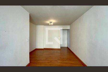 Sala de apartamento à venda com 3 quartos, 71m² em Pinheiros, São Paulo