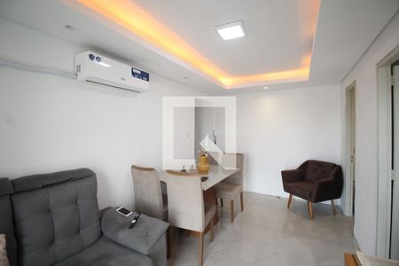 Sala de apartamento à venda com 1 quarto, 45m² em Humaitá, Porto Alegre