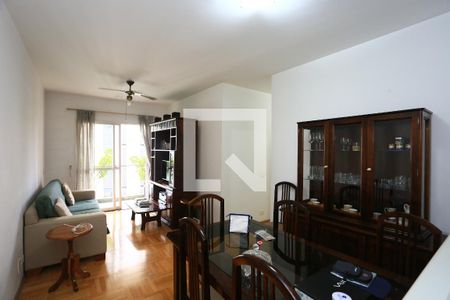 Sala  de apartamento à venda com 3 quartos, 74m² em Vila Suzana, São Paulo