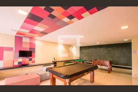 Apartamento à venda com 2 quartos, 57m² em Vila das Merces, São Paulo