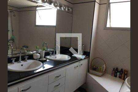 Apartamento à venda com 4 quartos, 700m² em Higienópolis, São Paulo