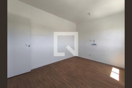 Apartamento à venda com 2 quartos, 55m² em Jardim Tupanci, Barueri