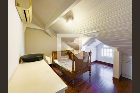 Casa à venda com 5 quartos, 480m² em Tamboré, Santana de Parnaíba