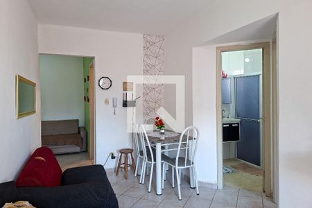 Sala de apartamento para alugar com 1 quarto, 43m² em Nova Mirim, Praia Grande