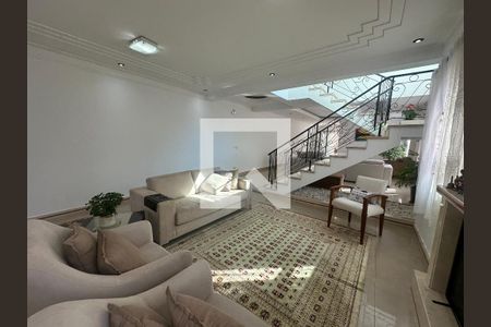 Sala de casa de condomínio à venda com 4 quartos, 450m² em Alphaville Residencial Plus, Barueri