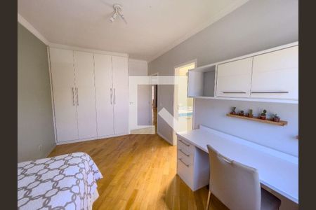 Casa de Condomínio à venda com 4 quartos, 278m² em Residencial Tres (Alphaville), Santana de Parnaíba