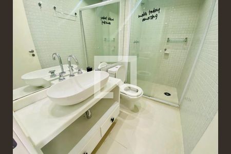 Apartamento à venda com 1 quarto, 50m² em Empresarial 18 do Forte, Barueri
