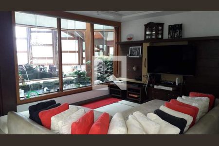 Casa à venda com 9 quartos, 1631m² em Alphaville Industrial, Barueri