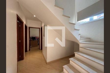 Casa de Condomínio à venda com 4 quartos, 200m² em Alphaville, Santana de Parnaíba