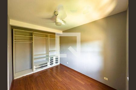 Casa à venda com 3 quartos, 350m² em Alphaville, Santana de Parnaíba