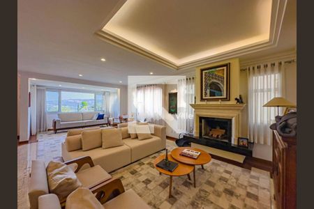 Casa à venda com 5 quartos, 400m² em  Alphaville, Santana de Parnaíba