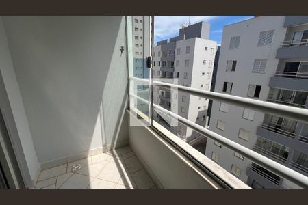 Apartamento para alugar com 3 quartos, 80m² em Mansões Santo Antônio, Campinas