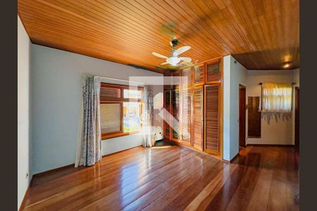 Casa à venda com 4 quartos, 760m² em Residencial Cinco (Alphaville), Santana de Parnaíba