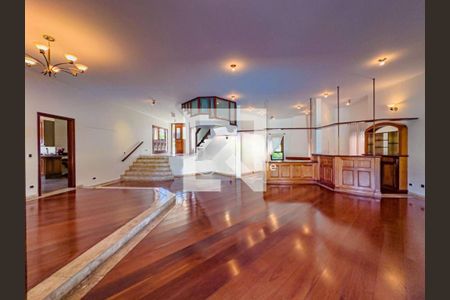 Casa à venda com 4 quartos, 760m² em Residencial Cinco (Alphaville), Santana de Parnaíba