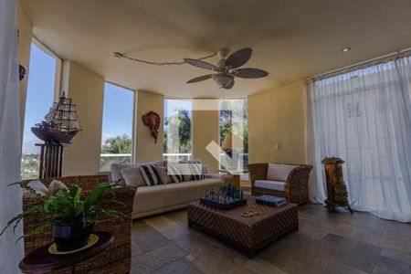 Casa de Condomínio à venda com 4 quartos, 700m² em Alphaville, Santana de Parnaíba