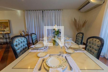 Casa de Condomínio à venda com 4 quartos, 700m² em Alphaville, Santana de Parnaíba