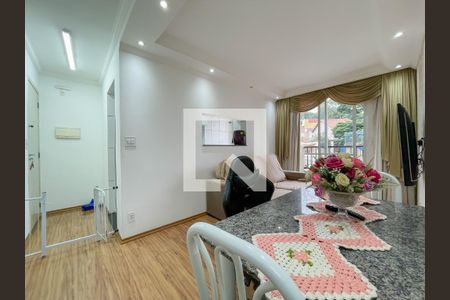 Sala de apartamento à venda com 2 quartos, 52m² em Quitaúna, Osasco