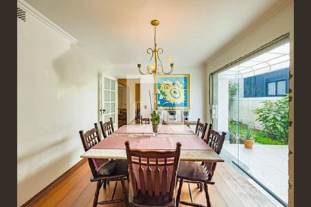 Casa à venda com 4 quartos, 600m² em Alphaville Industrial, Barueri