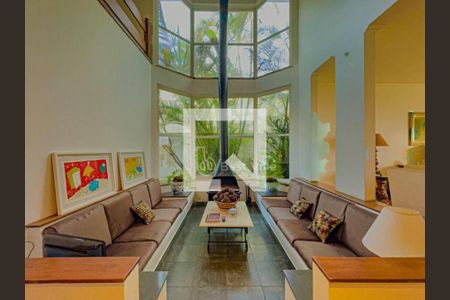 Casa à venda com 4 quartos, 600m² em Alphaville Industrial, Barueri