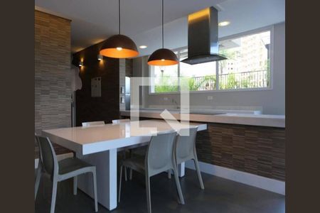 Apartamento à venda com 2 quartos, 81m² em Alphaville Empresarial, Barueri