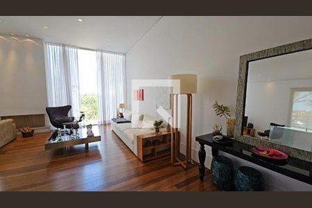 Casa à venda com 4 quartos, 525m² em Residencial Tambore III, Santana de Parnaíba