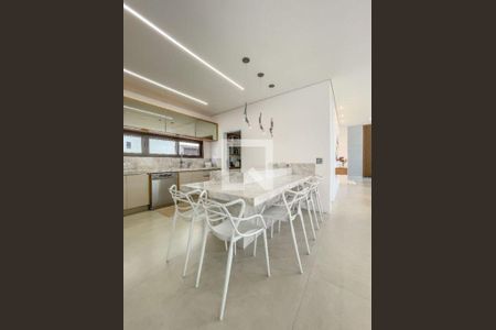 Casa de Condomínio à venda com 4 quartos, 349m² em Residencial Burle Marx, Santana de Parnaíba