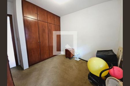 Casa à venda com 4 quartos, 285m² em Residencial Quatro (Alphaville), Santana de Parnaíba