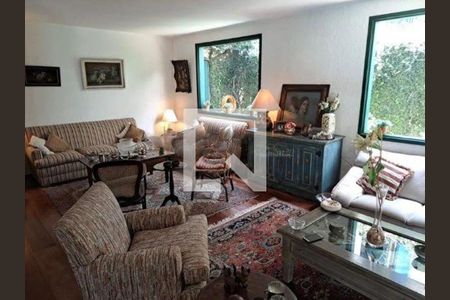 Casa à venda com 3 quartos, 370m² em Butantã, São Paulo