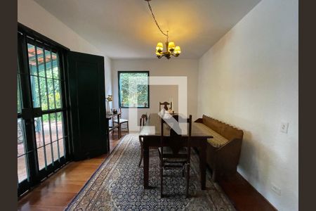 Sala de casa à venda com 3 quartos, 370m² em Butantã, São Paulo