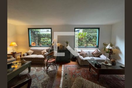 Sala de Estar de casa à venda com 3 quartos, 370m² em Butantã, São Paulo